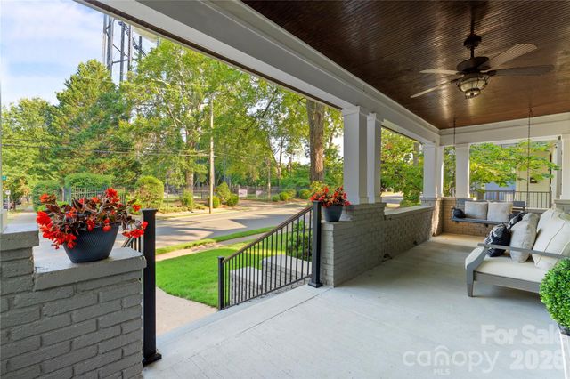 429 Pecan Avenue, Charlotte, NC 28204