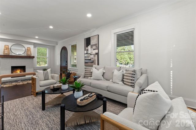 429 Pecan Avenue, Charlotte, NC 28204