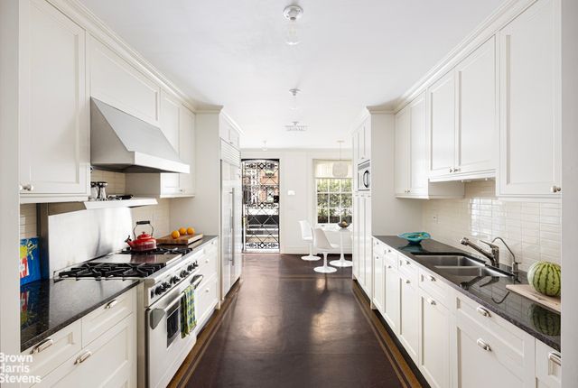 208 E 62ND Street, New York City, NY 10065