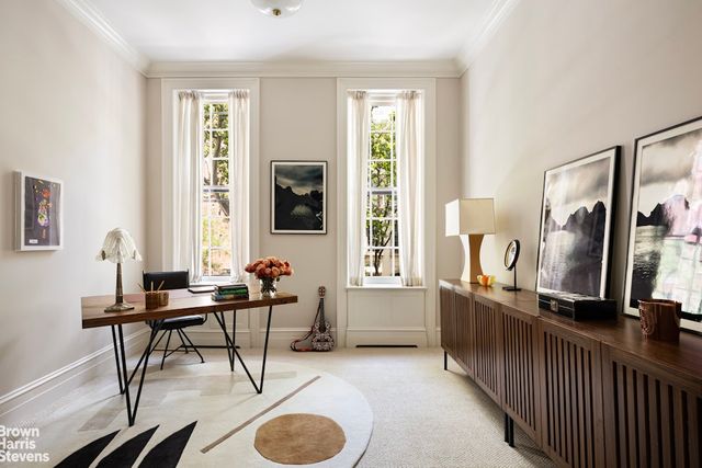 208 E 62ND Street, New York City, NY 10065