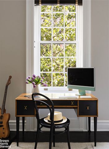 208 E 62ND Street, New York City, NY 10065