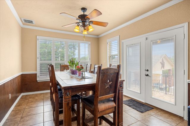 1704 Texas Drive, Glen Rose, TX 76043