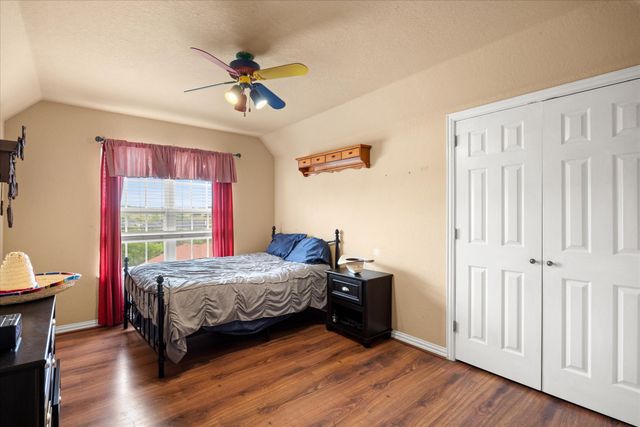 1704 Texas Drive, Glen Rose, TX 76043