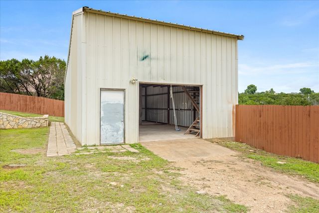 1704 Texas Drive, Glen Rose, TX 76043