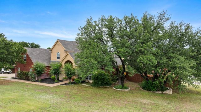 1704 Texas Drive, Glen Rose, TX 76043
