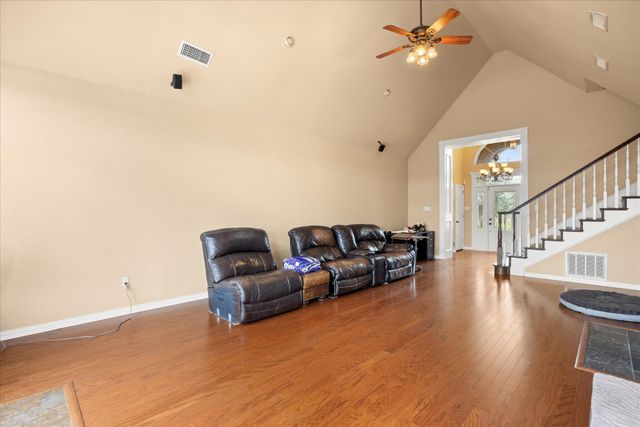 1704 Texas Drive, Glen Rose, TX 76043