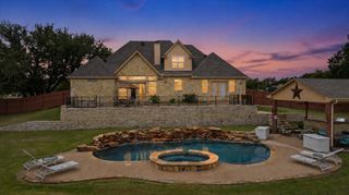 1704 Texas Drive, Glen Rose, TX 76043