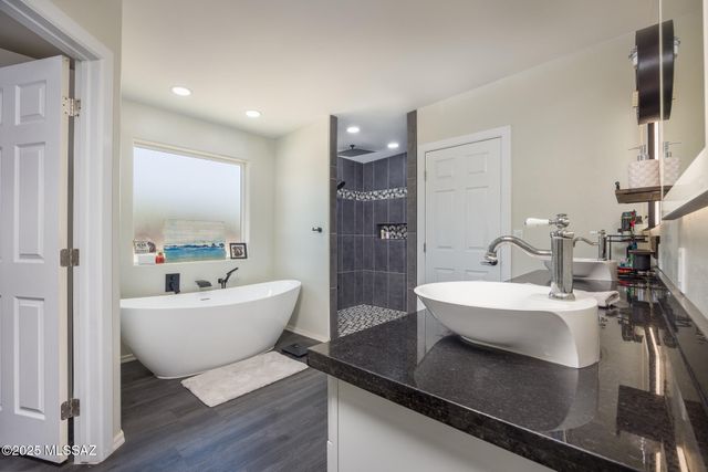 206 N Cherokee Trail, Benson, AZ 85602