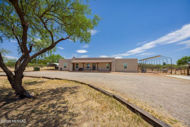 206 N Cherokee Trail, Benson, AZ 85602
