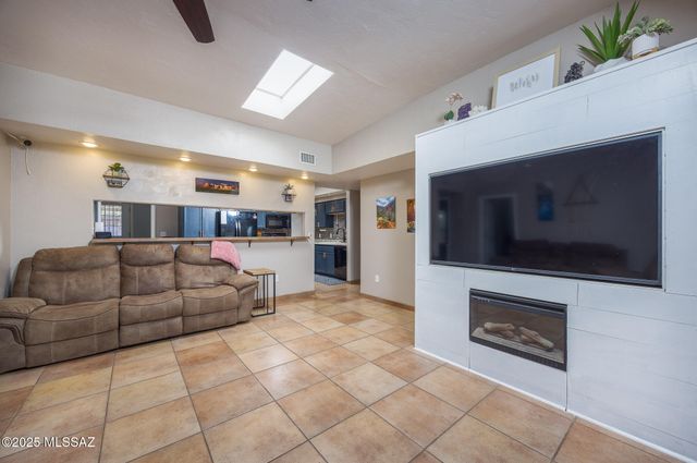 206 N Cherokee Trail, Benson, AZ 85602