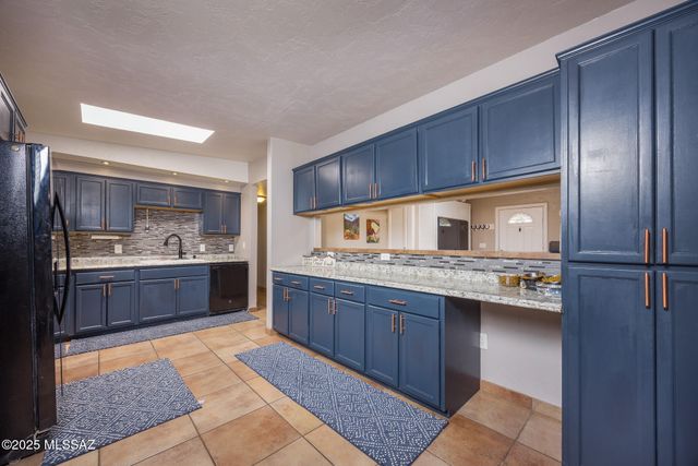 206 N Cherokee Trail, Benson, AZ 85602