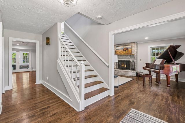 13305 Marystown Road, Shakopee, MN 55379