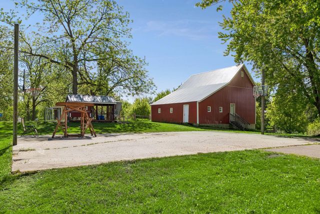 13305 Marystown Road, Shakopee, MN 55379
