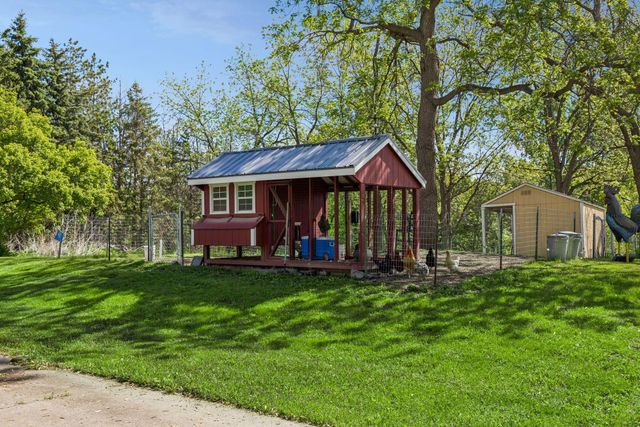13305 Marystown Road, Shakopee, MN 55379