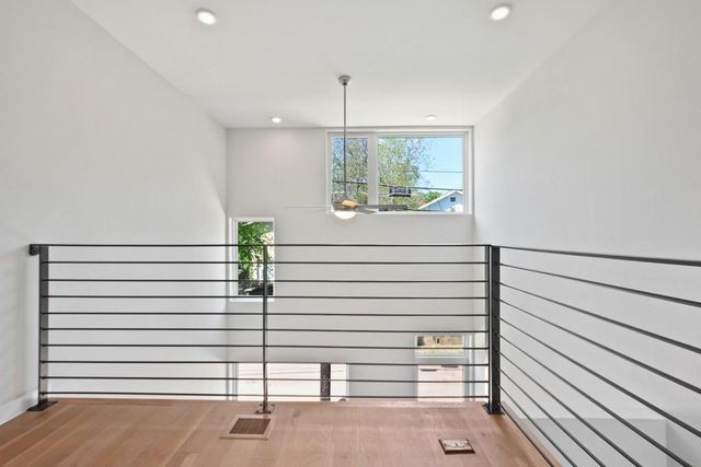 2002 E 7th ST 246, Austin, TX 78702