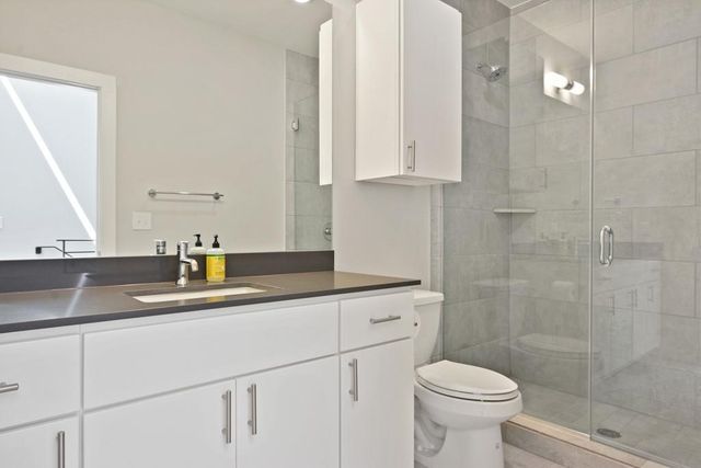 2002 E 7th ST 246, Austin, TX 78702