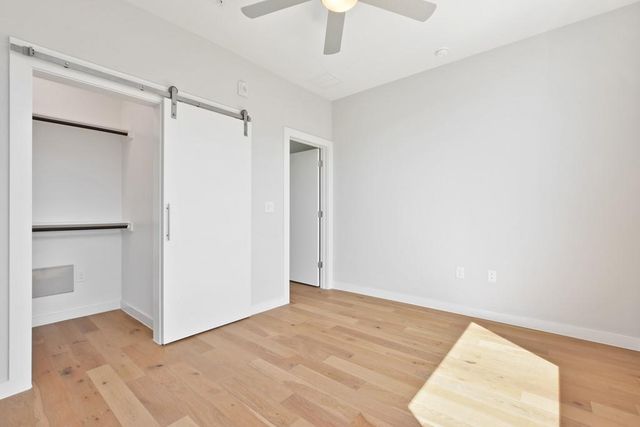 2002 E 7th ST 246, Austin, TX 78702