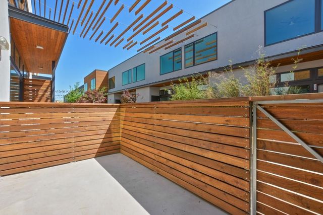 2002 E 7th ST 246, Austin, TX 78702