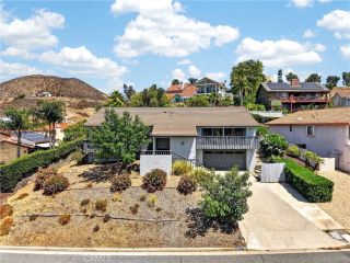 29532 Vacation, Canyon Lake, CA 92587