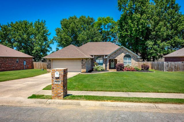 504 Dakota Drive, Cabot, AR 72023