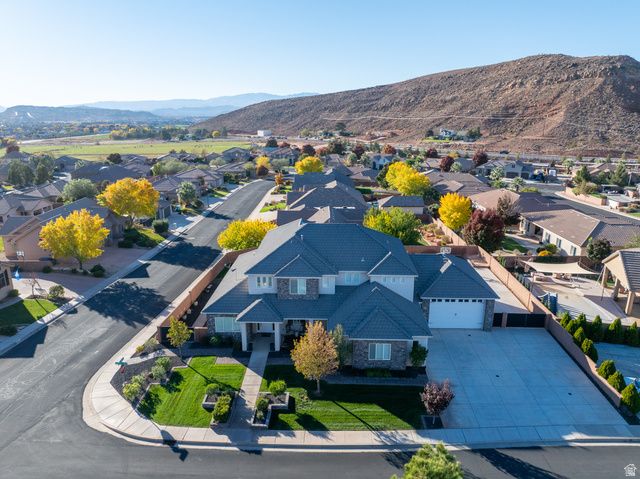 2334 S LAST CHANCE DR, Washington, UT 84780