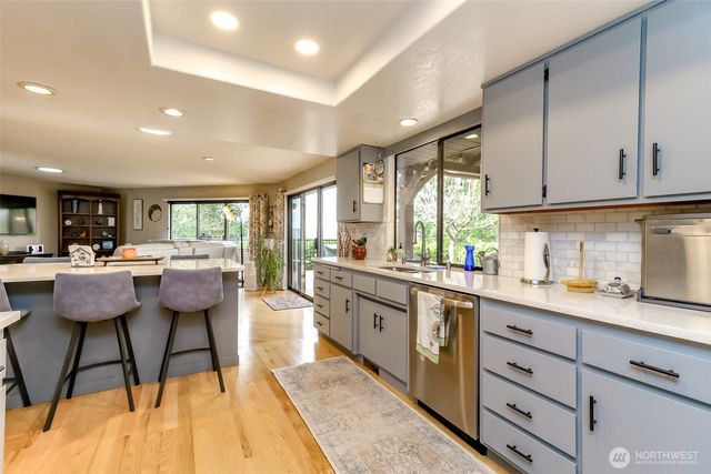 10602 SE 325th Place, Auburn, WA 98092