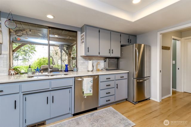 10602 SE 325th Place, Auburn, WA 98092