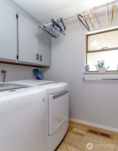 10602 SE 325th Place, Auburn, WA 98092