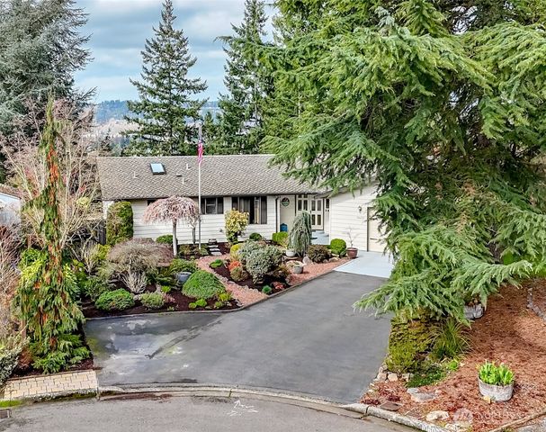 10602 SE 325th Place, Auburn, WA 98092