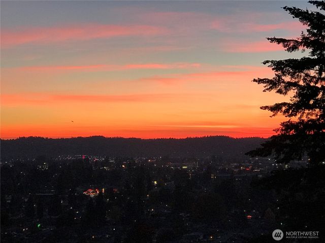 10602 SE 325th Place, Auburn, WA 98092