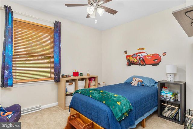 14 STANFORD RD, Hagerstown, MD 21742