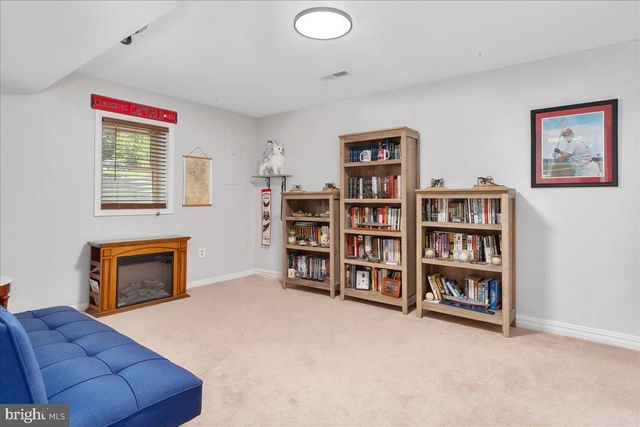 14 STANFORD RD, Hagerstown, MD 21742