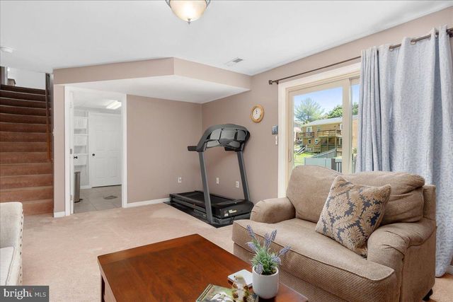 14 STANFORD RD, Hagerstown, MD 21742