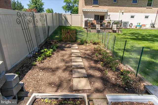 14 STANFORD RD, Hagerstown, MD 21742