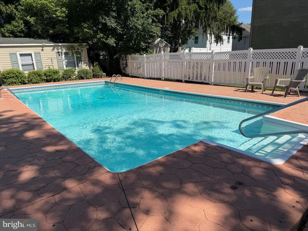 1580 BROWNSVILLE RD, LANGHORNE, PA 19047 — photo 2