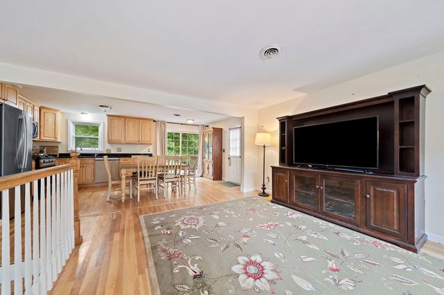 12 Harton Ross Drive, Whitman, MA 02382