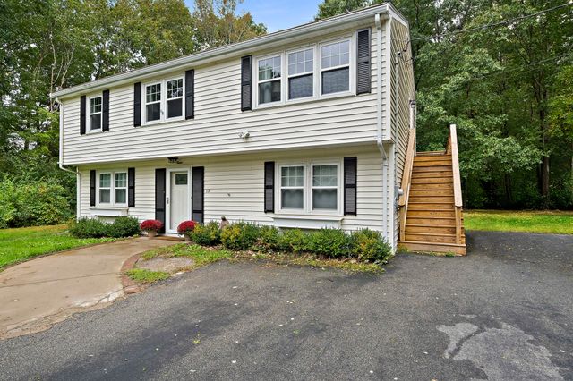12 Harton Ross Drive, Whitman, MA 02382