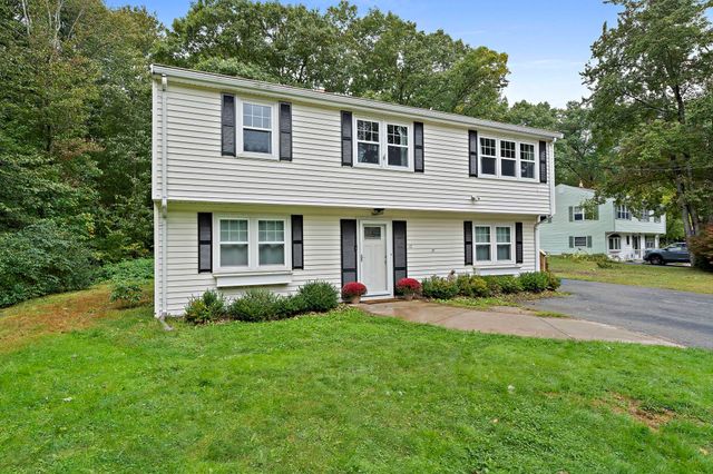12 Harton Ross Drive, Whitman, MA 02382