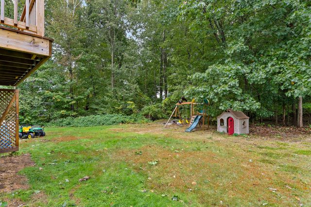 12 Harton Ross Drive, Whitman, MA 02382