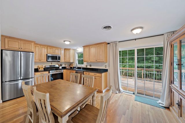 12 Harton Ross Drive, Whitman, MA 02382