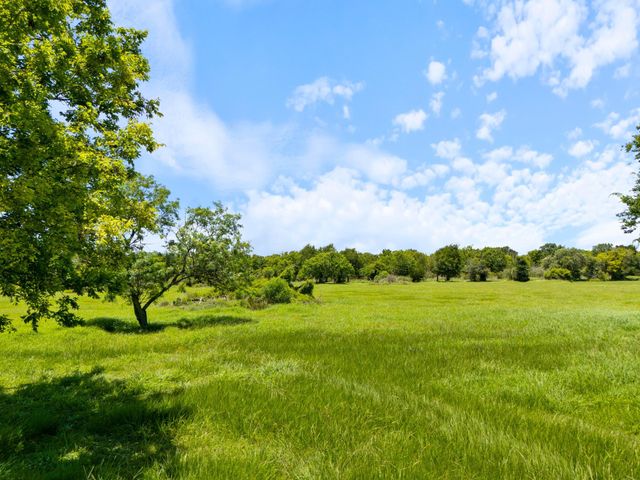 2007 Private Road 652, Sargent, TX 77414