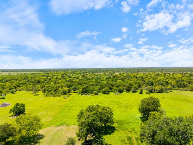 2007 Private Road 652, Sargent, TX 77414