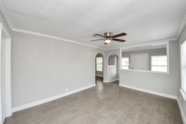 1222 Bernard Street, Pasadena, TX 77506