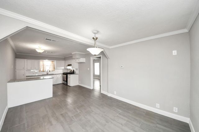 1222 Bernard Street, Pasadena, TX 77506