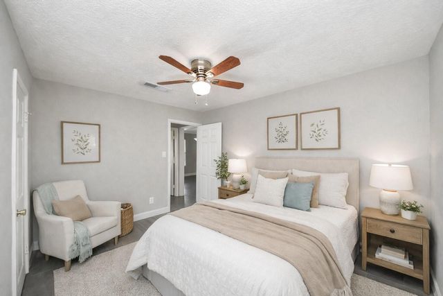 1222 Bernard Street, Pasadena, TX 77506