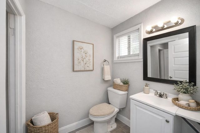 1222 Bernard Street, Pasadena, TX 77506