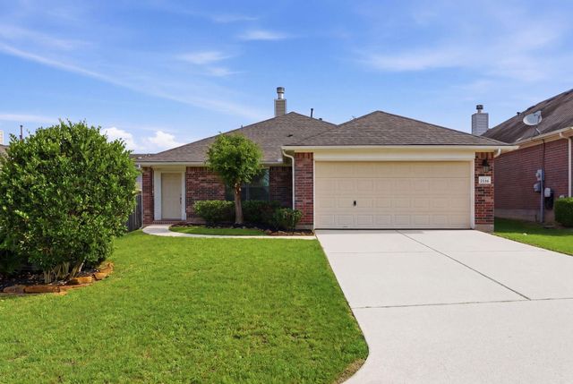 2304 Oakleaf Hills Circle, Conroe, TX 77304