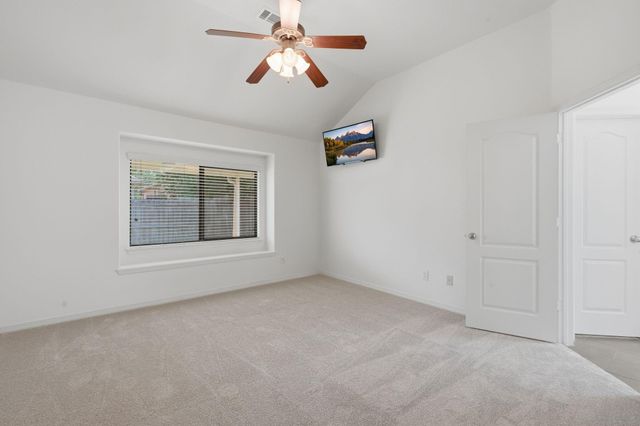 2304 Oakleaf Hills Circle, Conroe, TX 77304