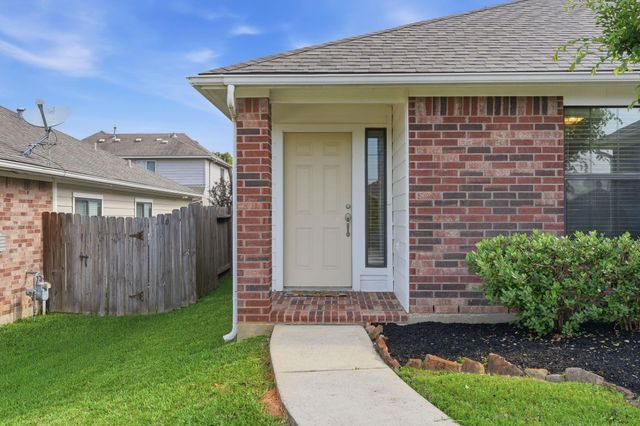 2304 Oakleaf Hills Circle, Conroe, TX 77304