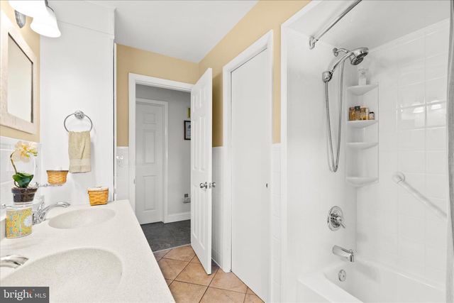 22 NORTHVIEW DR, Hanover, PA 17331